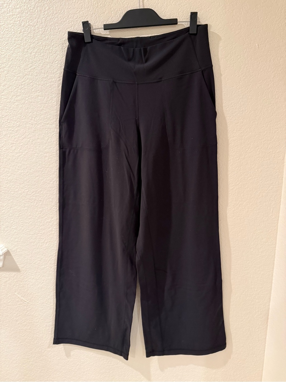 lululemon athletica Align Black Wide-Leg Active Pants with Pockets